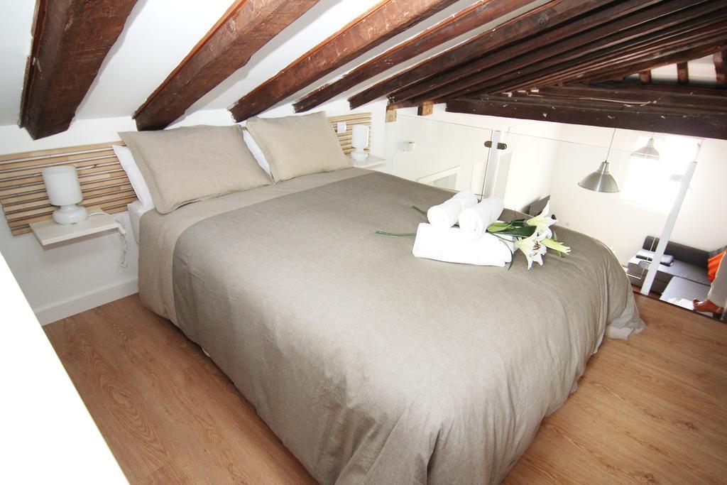 Apartamento Atico En Puerta Del Sol มาดริด ภายนอก รูปภาพ