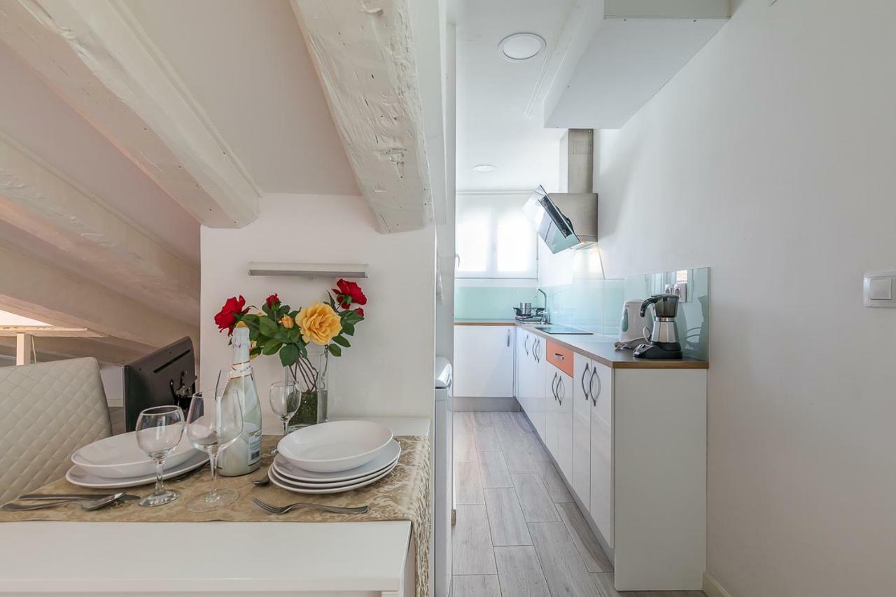 Apartamento Atico En Puerta Del Sol มาดริด ภายนอก รูปภาพ